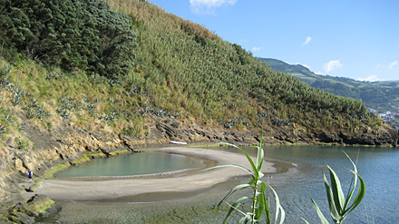 The lagoon on Ilheu de Vila